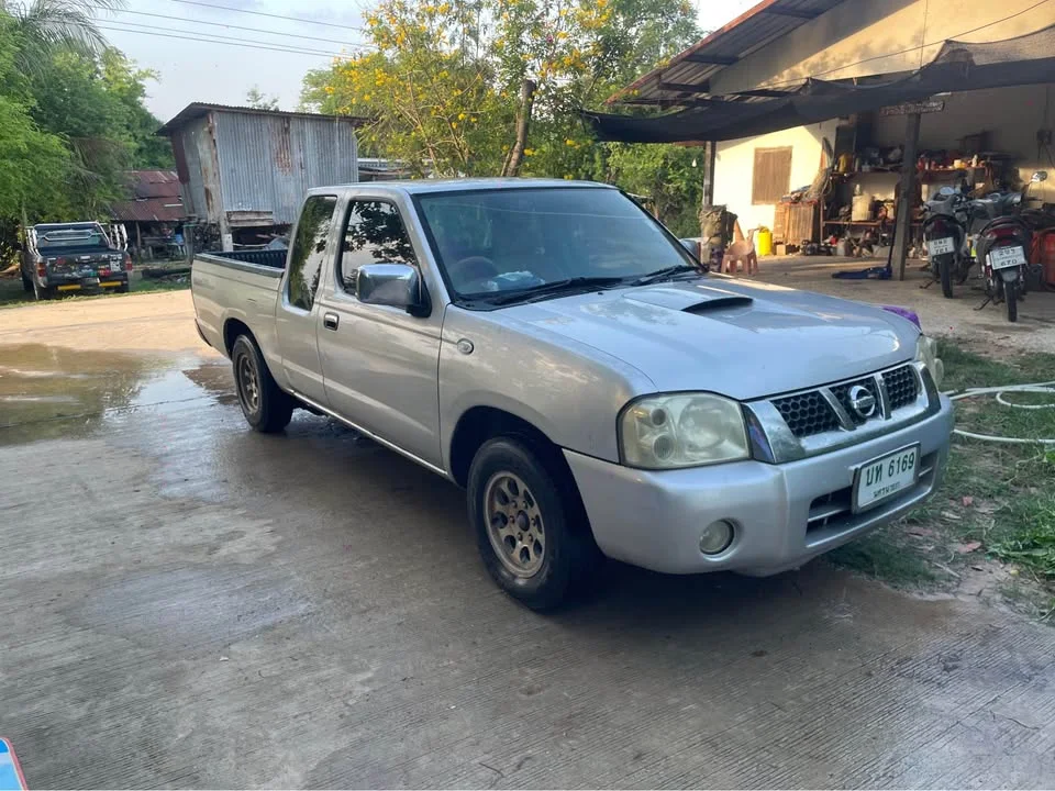 2006 Nissan Frontier I 2