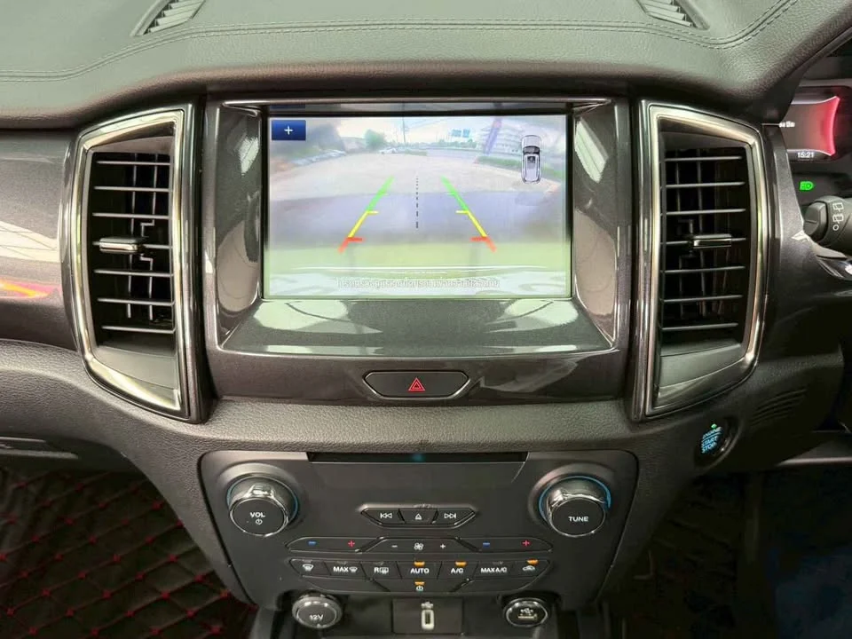 2021 Ford Everest II 2