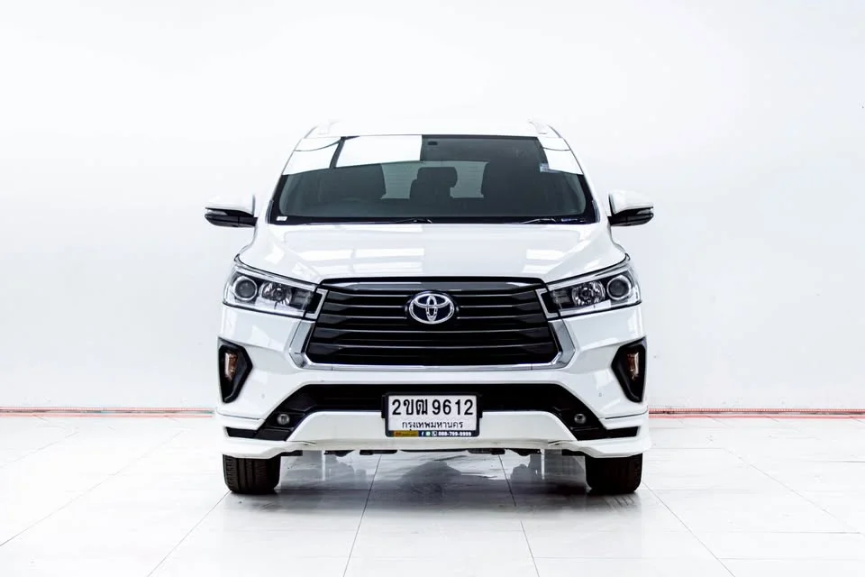 2021 Toyota Innova II 2