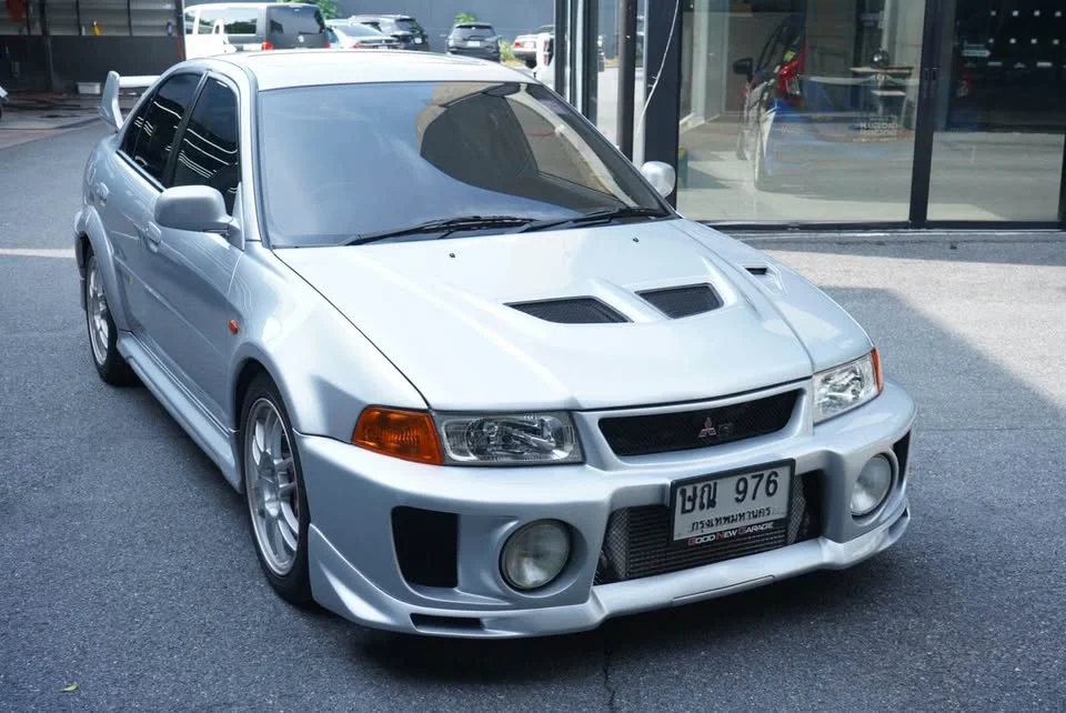 2000 Mitsubishi Lancer VII 3