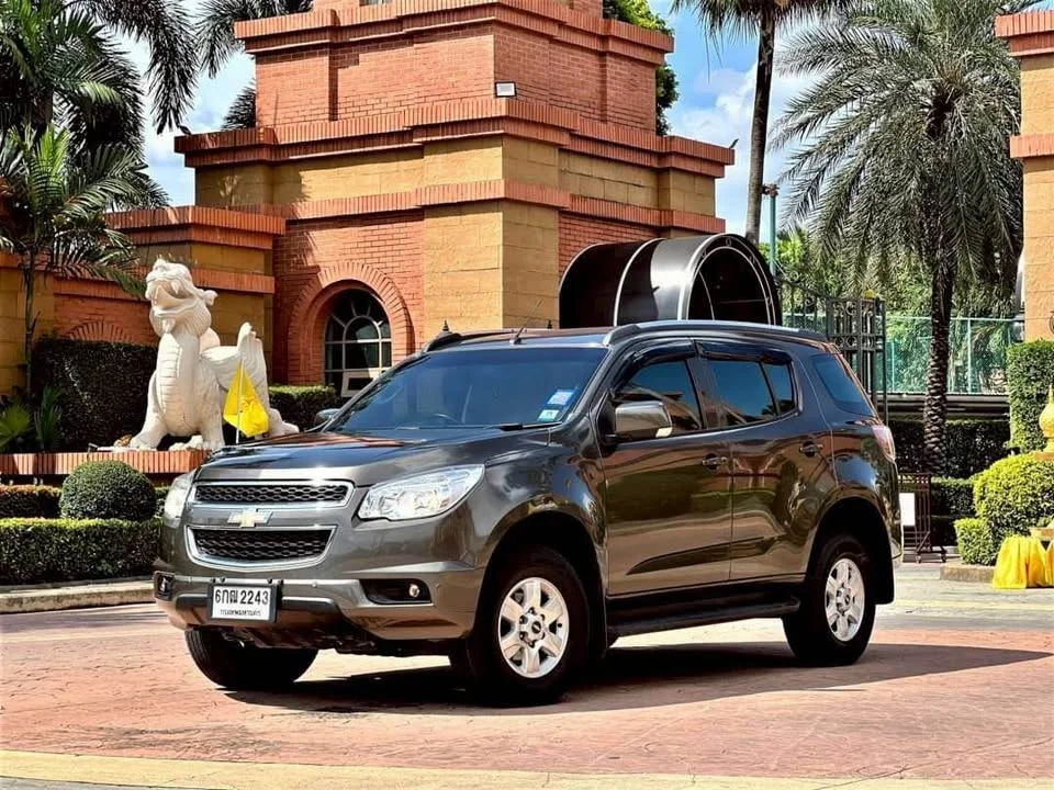 2013 Chevrolet TrailBlazer II 2