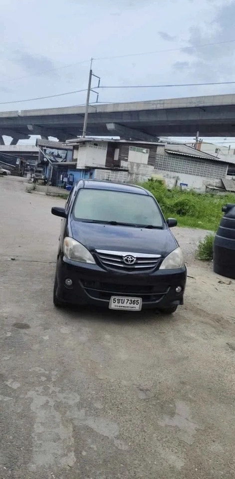 2011 Toyota Avanza I 3