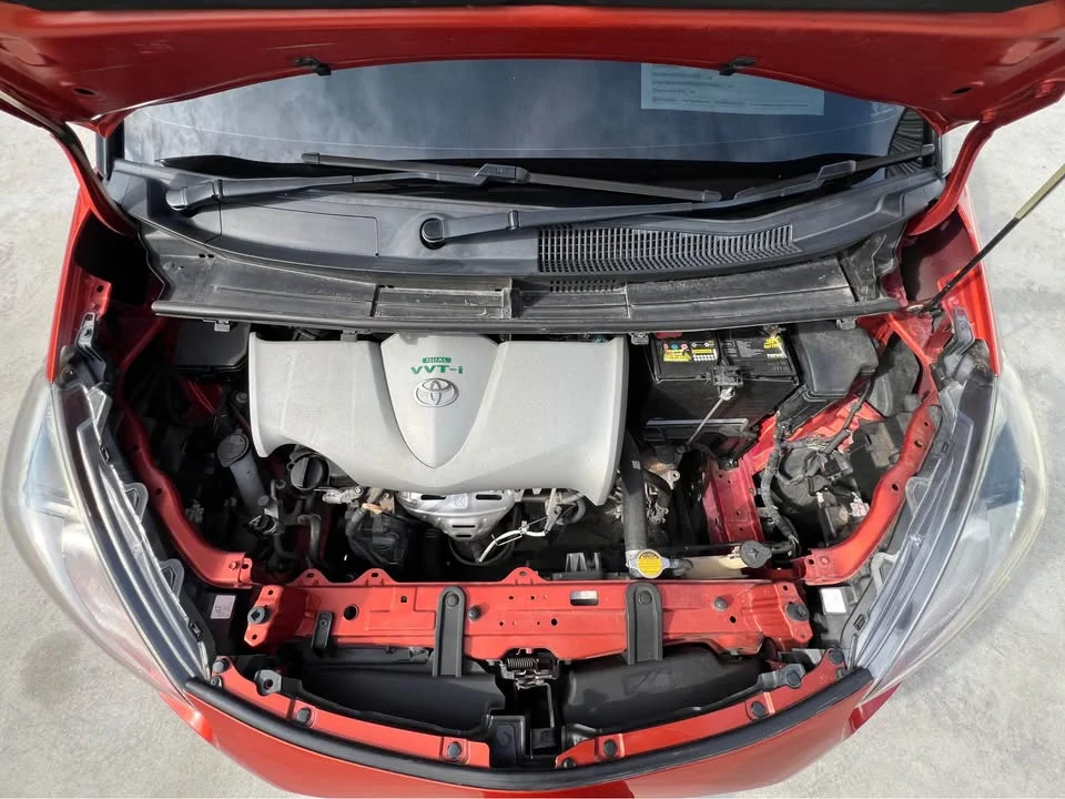 2016 Toyota Sienta II 3