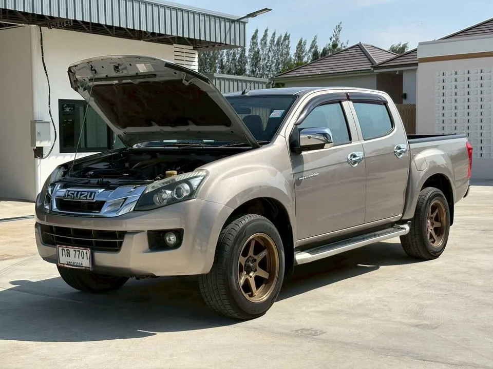 2012 Isuzu D-Max II (RT) 3