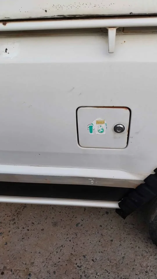 1994 Mitsubishi Triton II 2