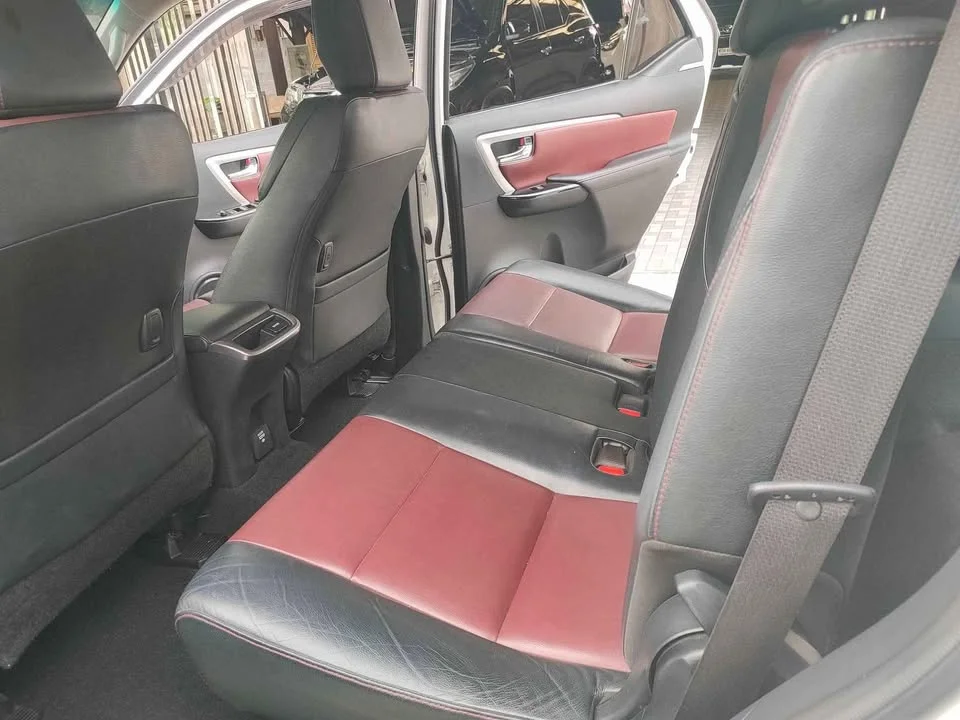 2017 Toyota Fortuner II 3