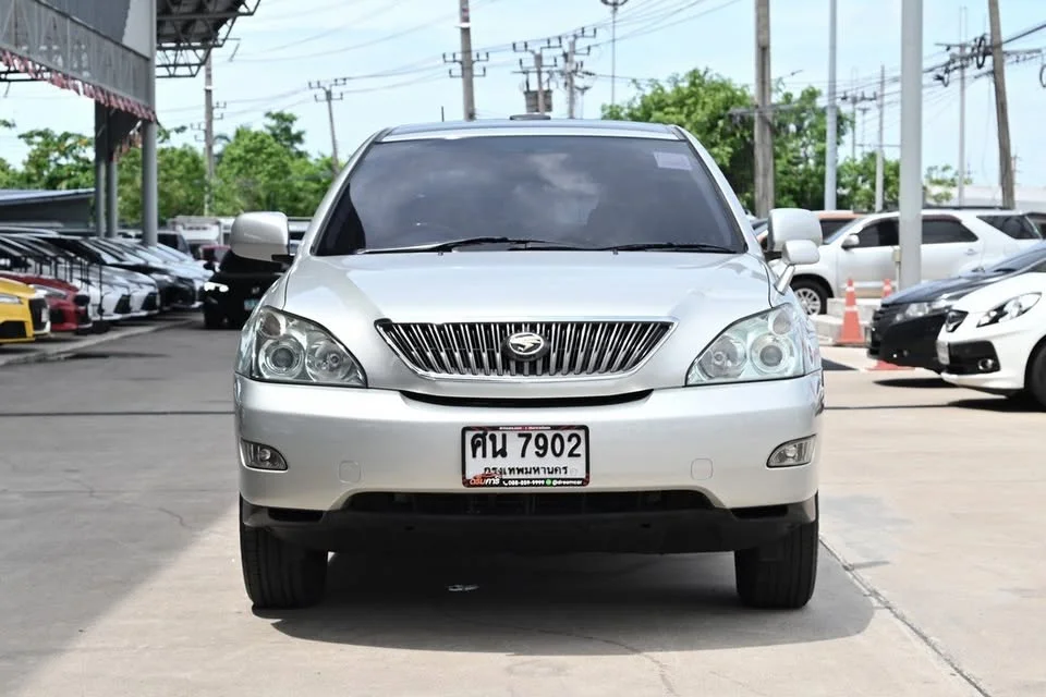 2005 Toyota Harrier II 3