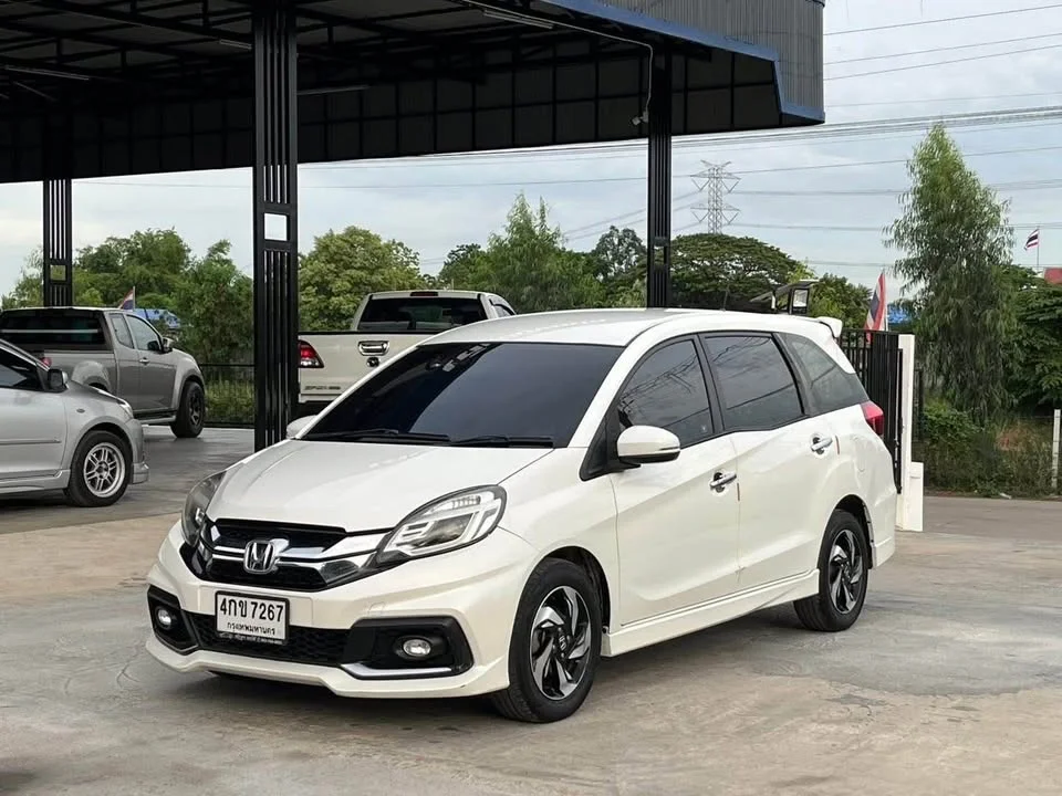 2015 Honda Mobilio II 3