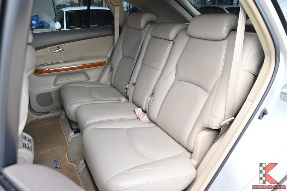 2005 Toyota Harrier II 3