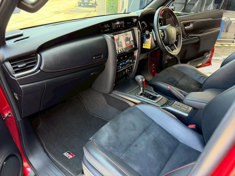 2021 Toyota Fortuner II 3