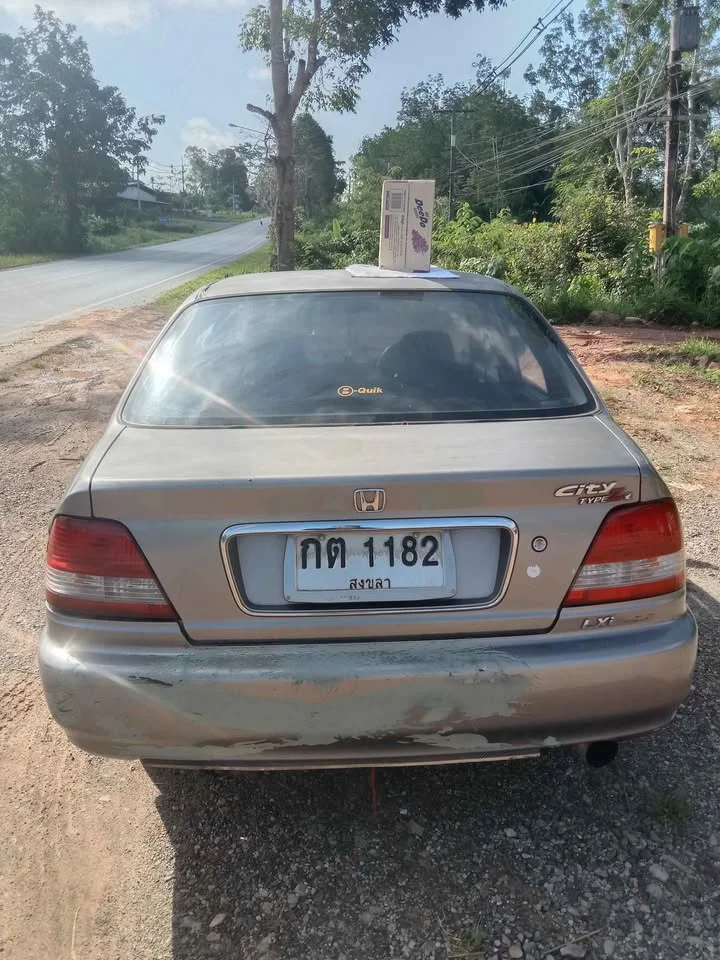 2002 Honda City III 2
