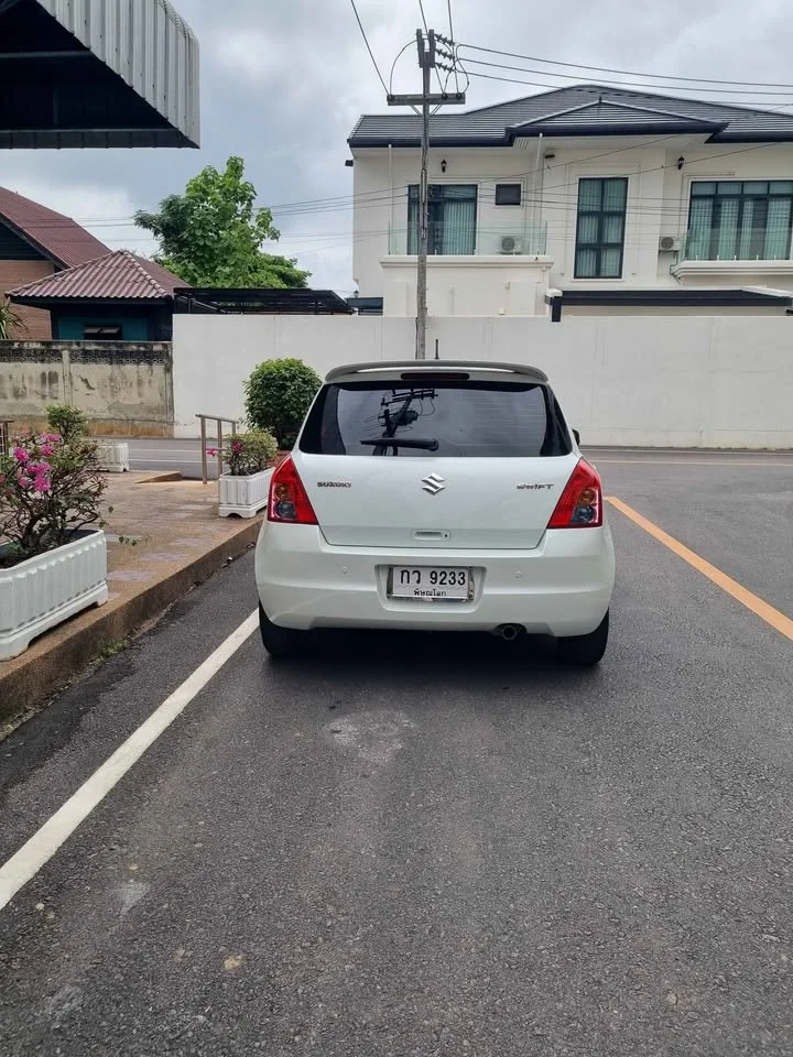 2010 Suzuki Swift I 2