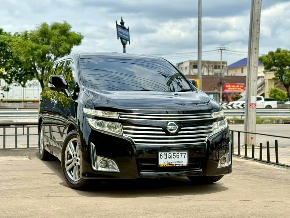 2010 Nissan Elgrand III (E52) 2