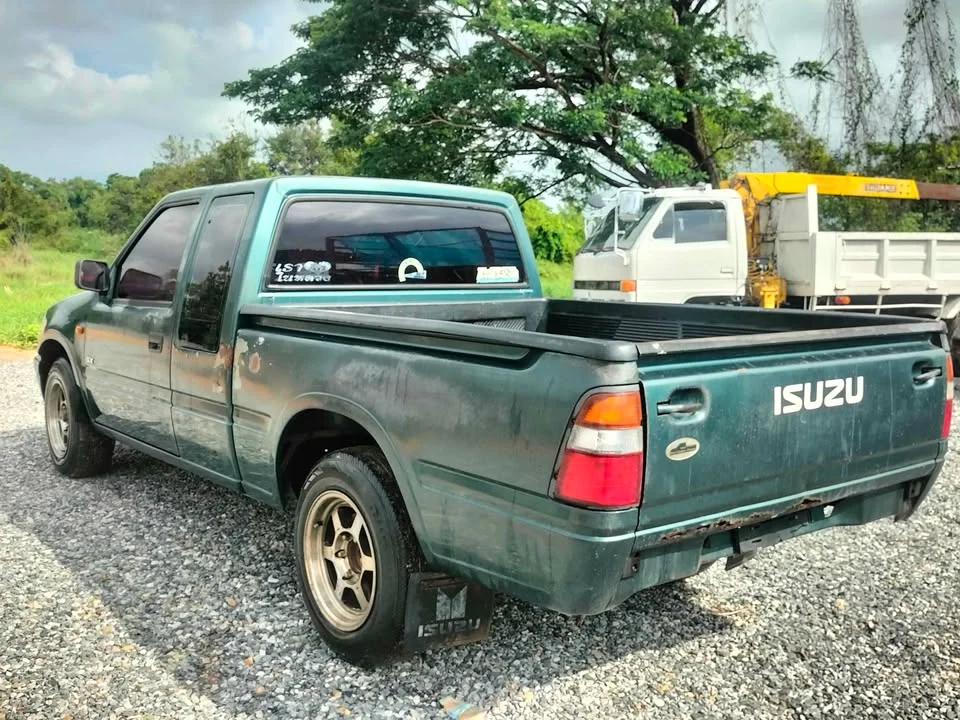1997 Isuzu Faster Dragon Eyes III 2