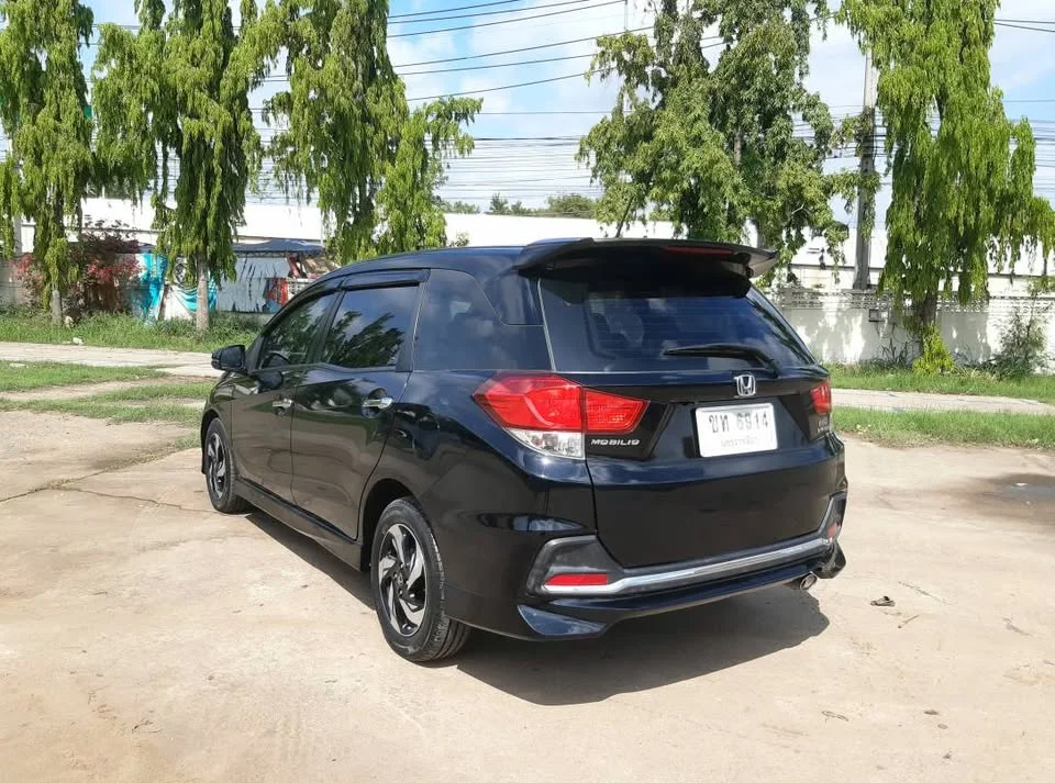 2015 Honda Mobilio II 3