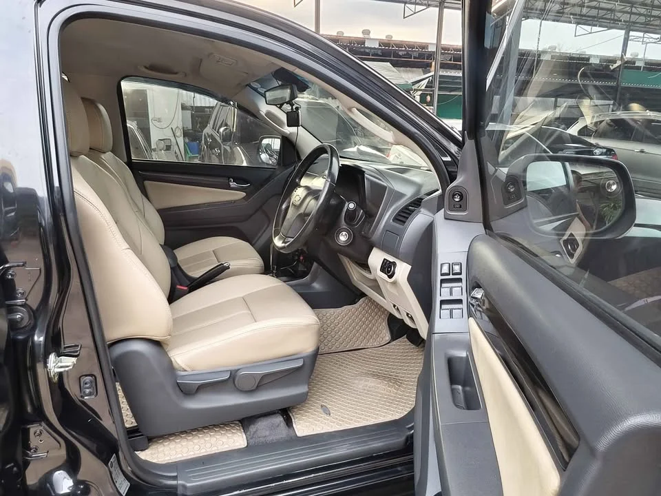 2013 Chevrolet Colorado II 3