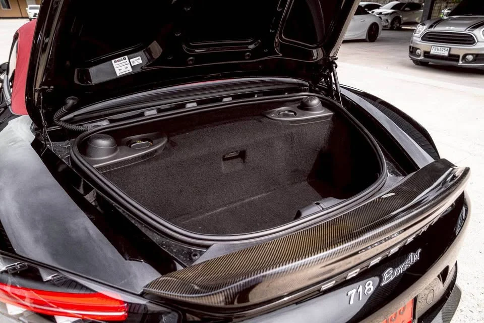 2019 Porsche 718 Boxster and Cayman IV 2