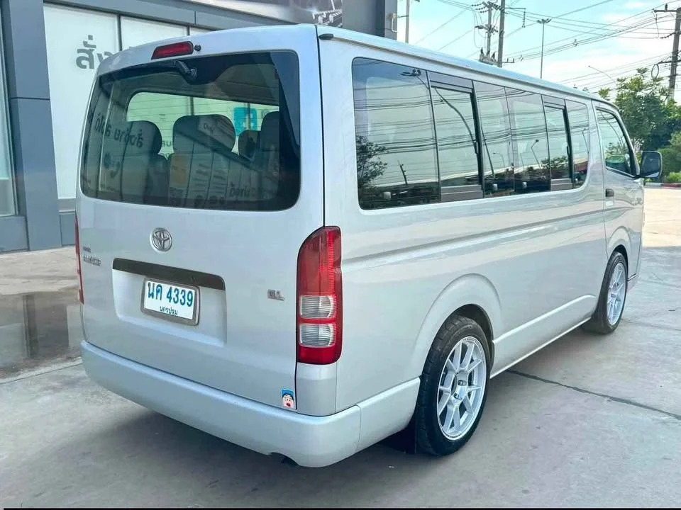 2013 Toyota HiAce V (H200) 2
