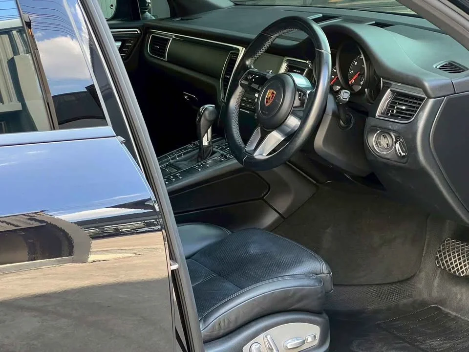 2018 Porsche Macan I 2