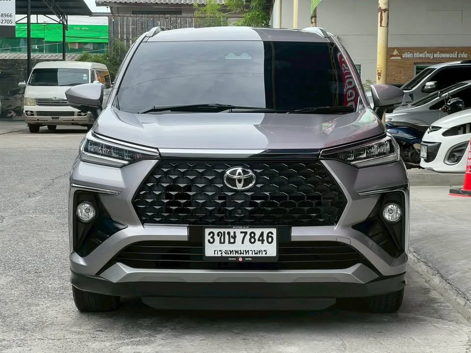 2022 Toyota Veloz III 2