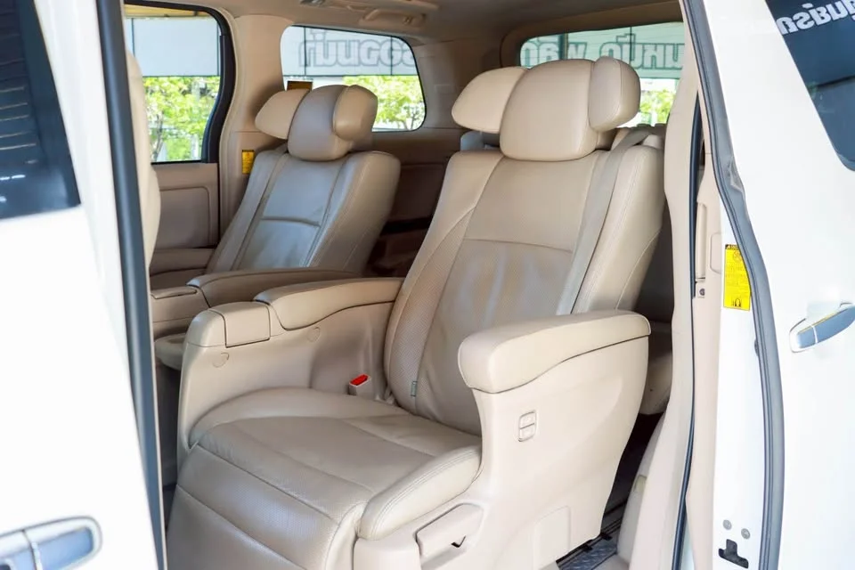 2013 Toyota Alphard, Vellfire II (AH20) 3