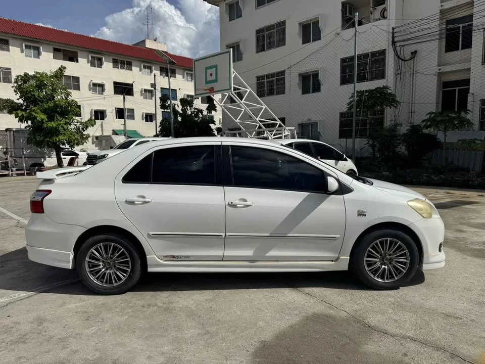 2012 Toyota Vios II 3