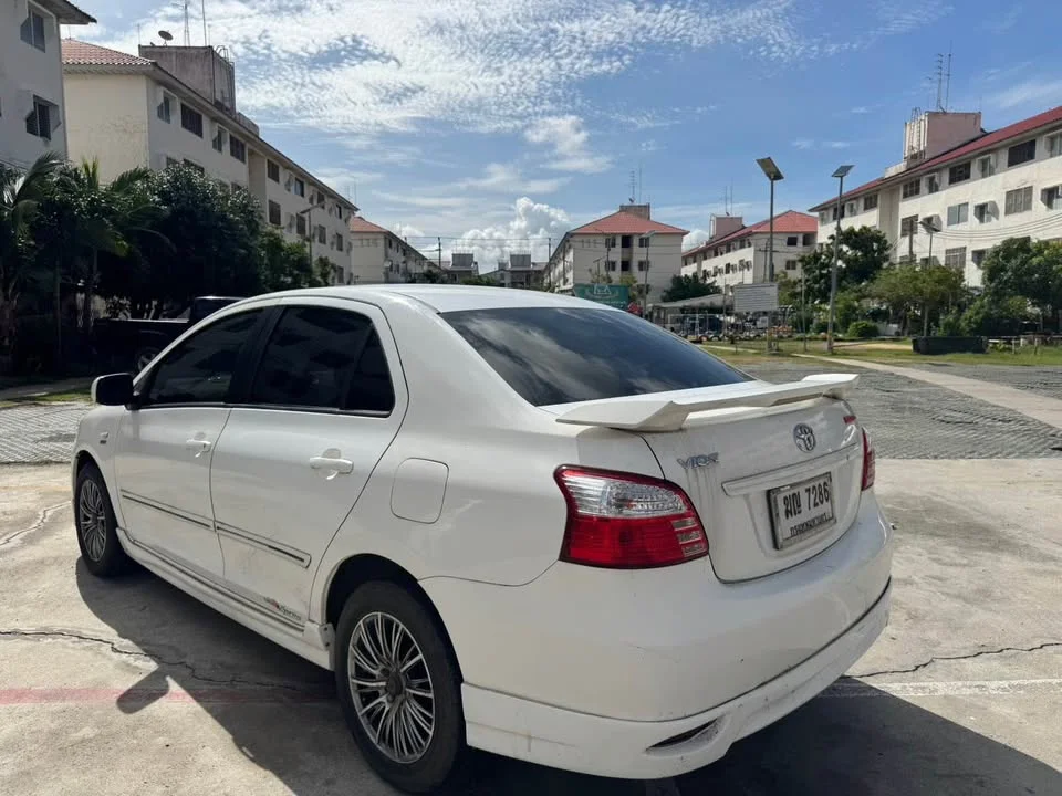 2012 Toyota Vios II 2