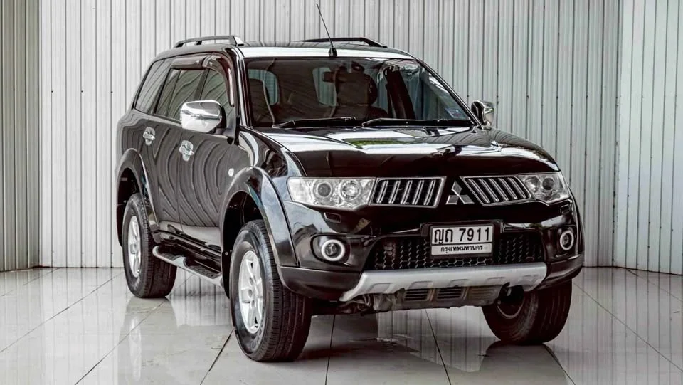 2011 Mitsubishi Pajero Sport II 2