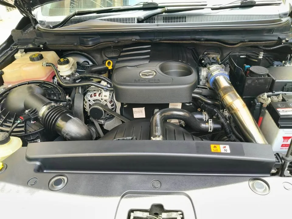 2014 Mazda BT-Series II 3