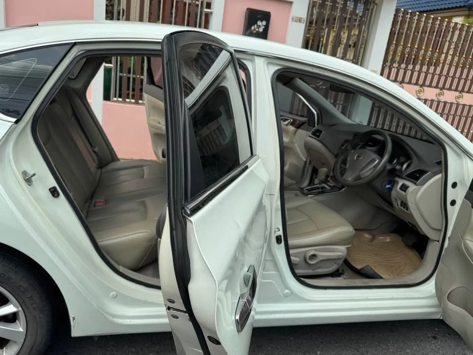 2013 Nissan Sylphy III (B17) 2