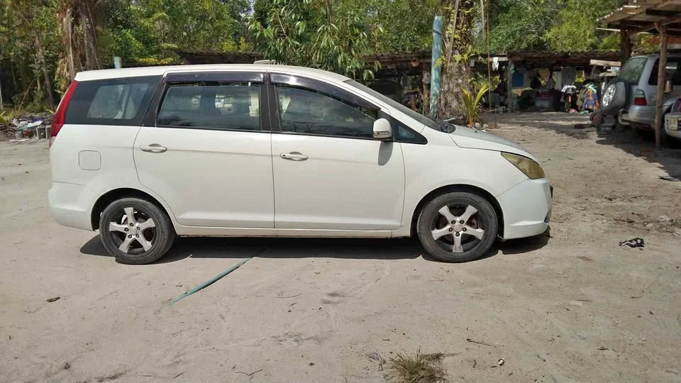 2010 Proton Exora 3