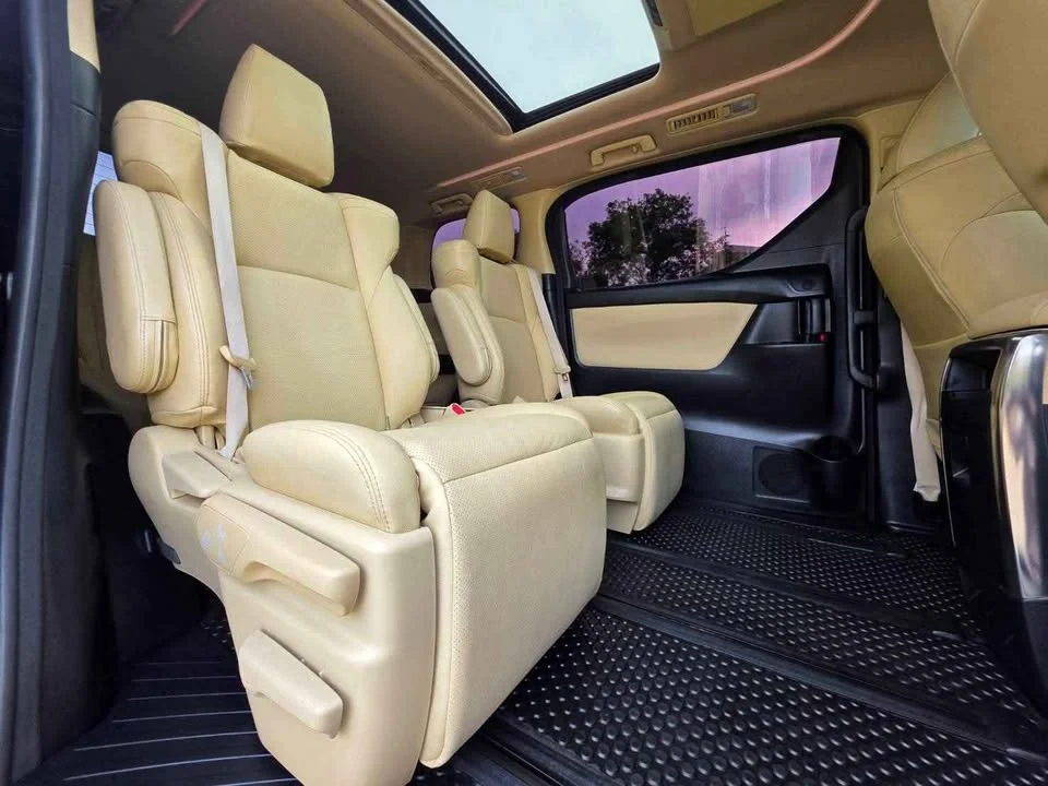 2015 Toyota Alphard, Vellfire III (AH30) 3