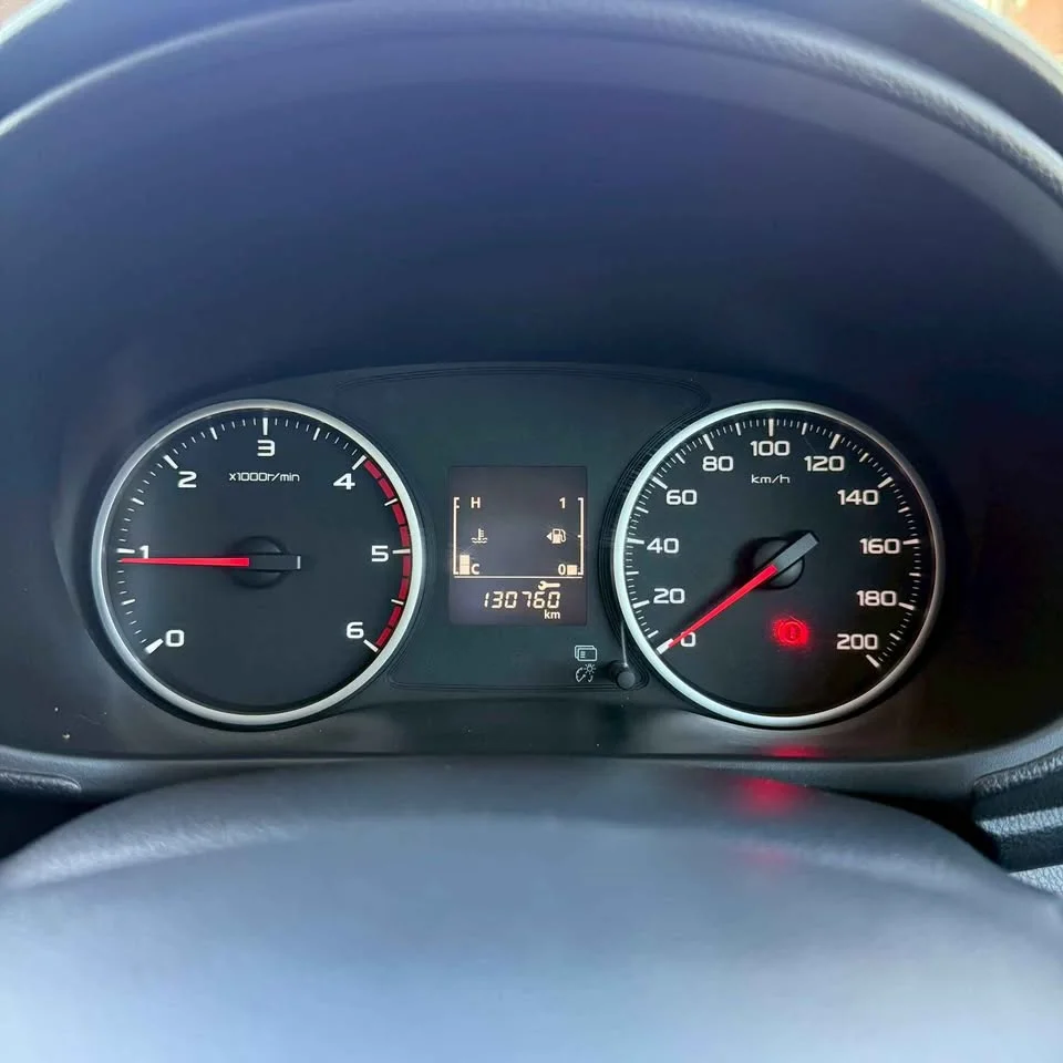 2015 Mitsubishi Triton V 3