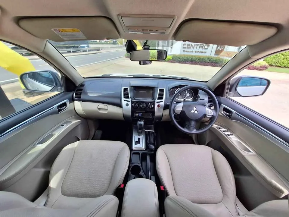 2011 Mitsubishi Pajero Sport II 3