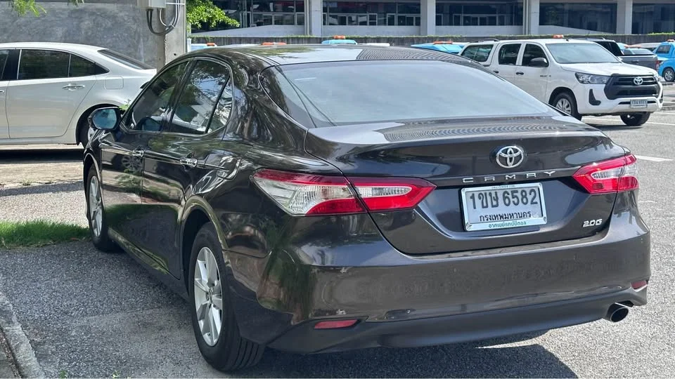 2021 Toyota Camry VIII (XV70) 3