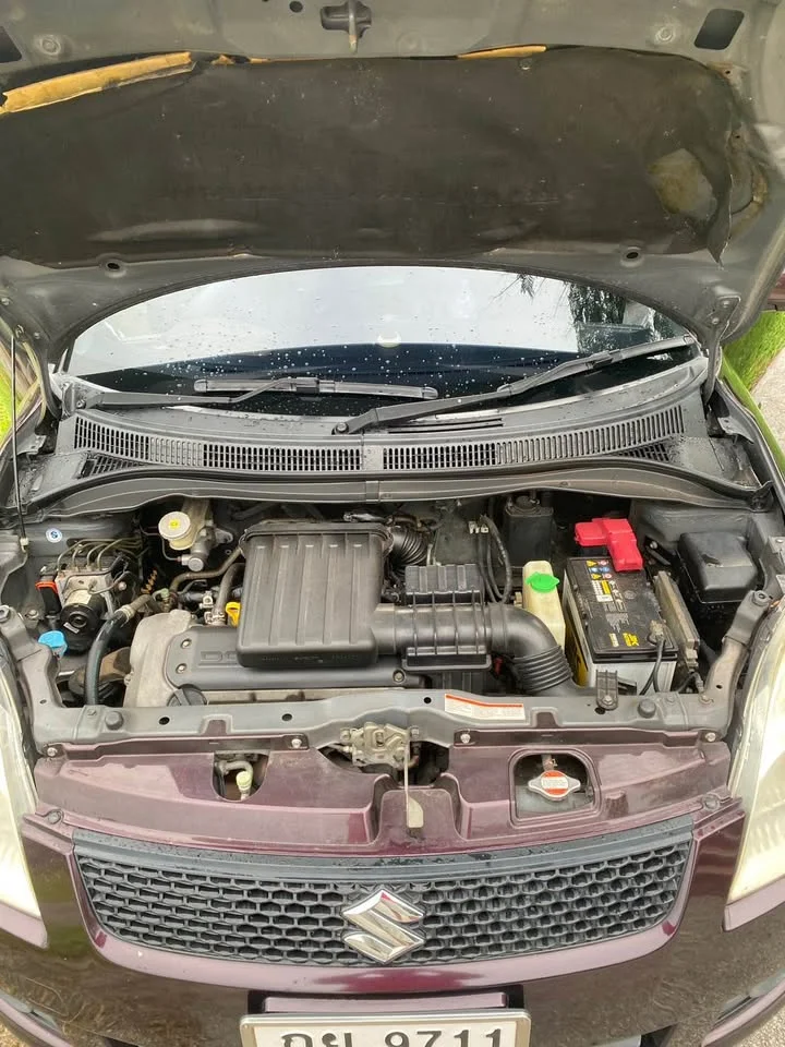 2010 Suzuki Swift I 3