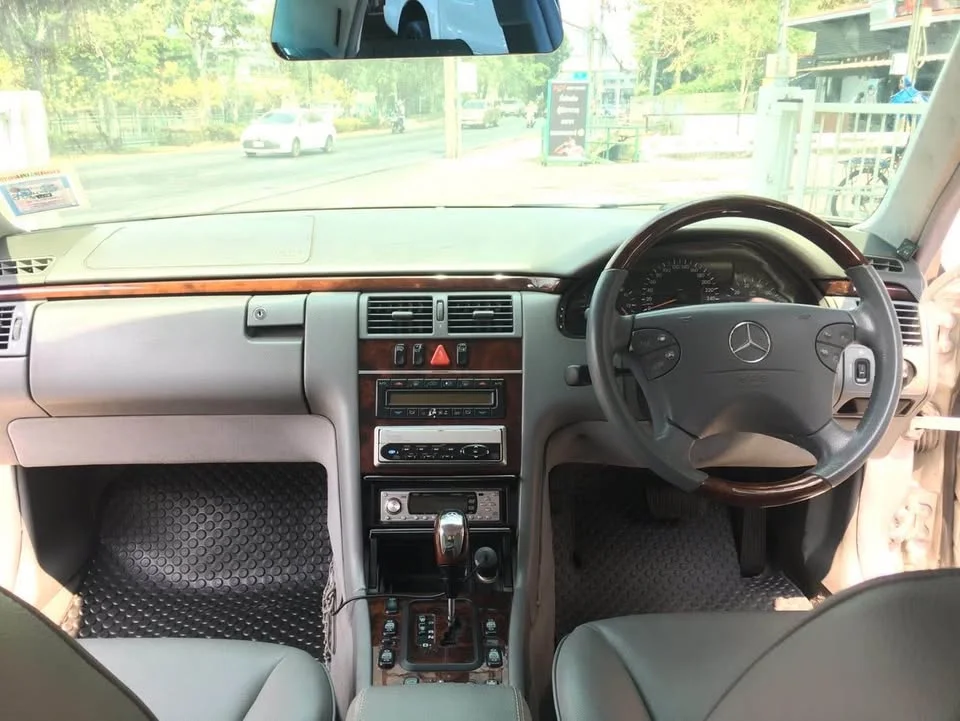 2001 Benz E-Class W210 2