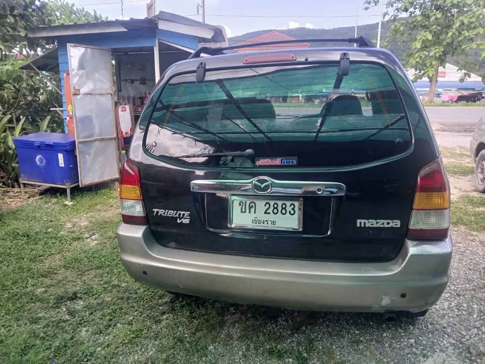 2003 Mazda Tribute I 3
