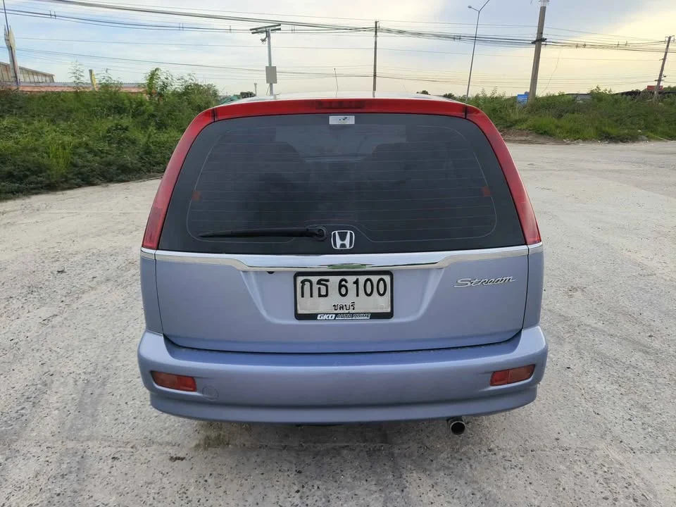 2002 Honda Stream I 3