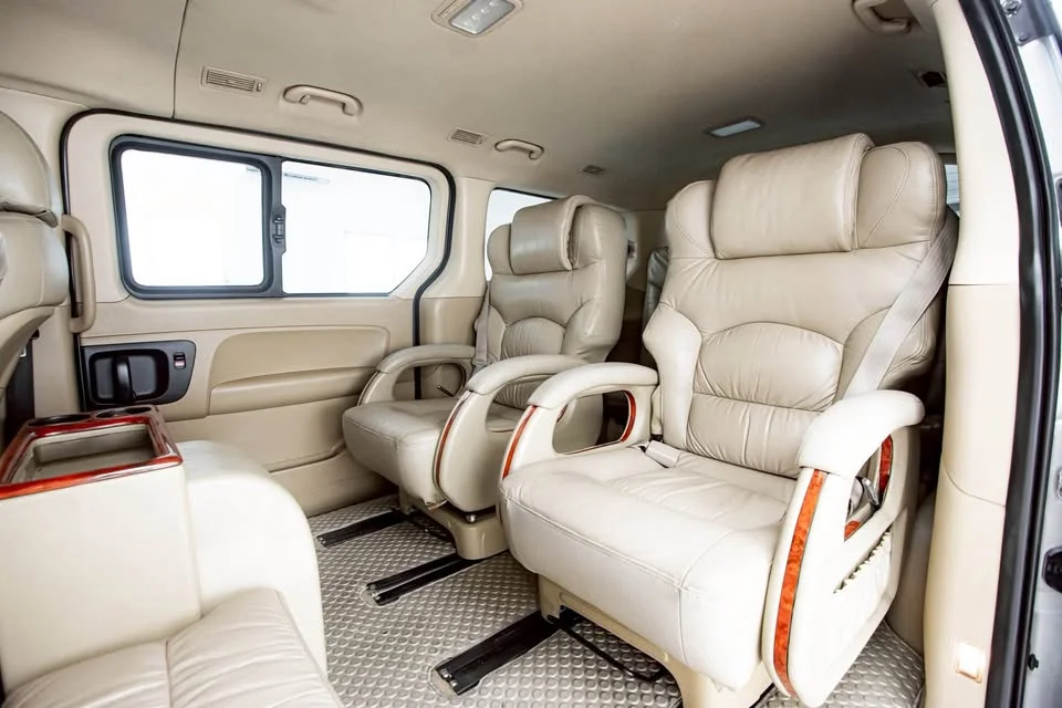 2010 Hyundai H-1 II 3