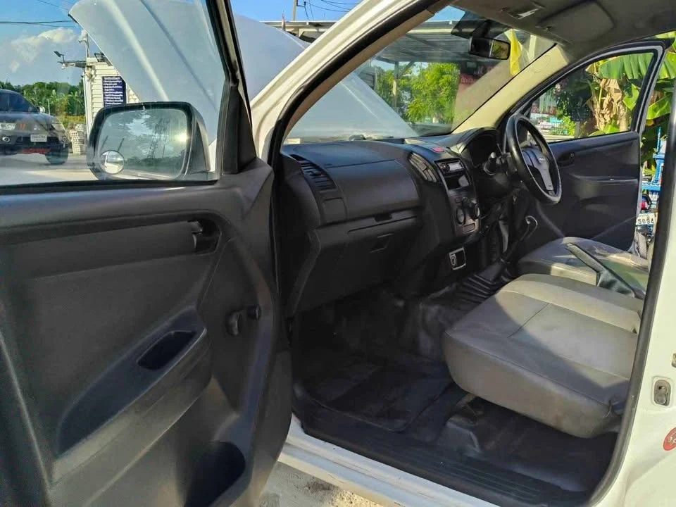 2015 Isuzu D-Max II (RT) 3