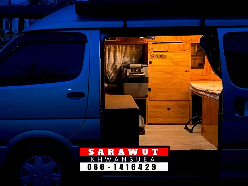 2003 Toyota Commuter IV (H100) 2