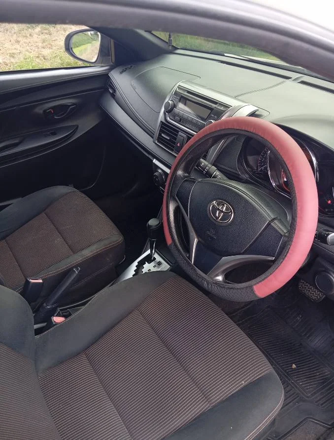 Toyota Yaris III 2