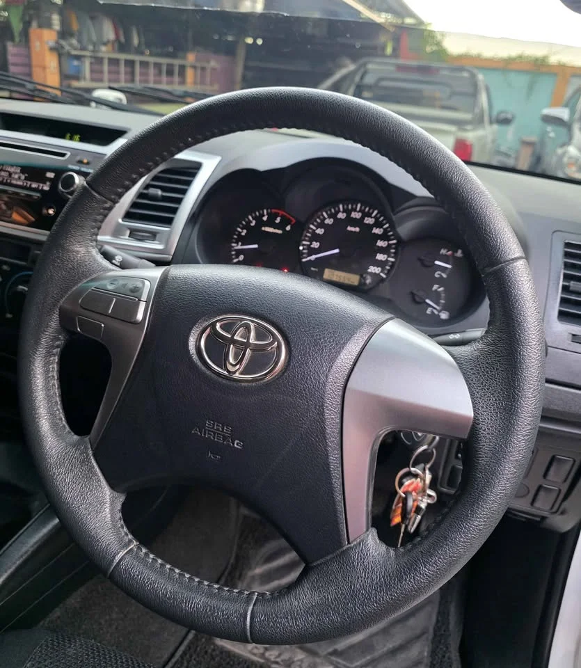 2015 Toyota Hilux VII 2