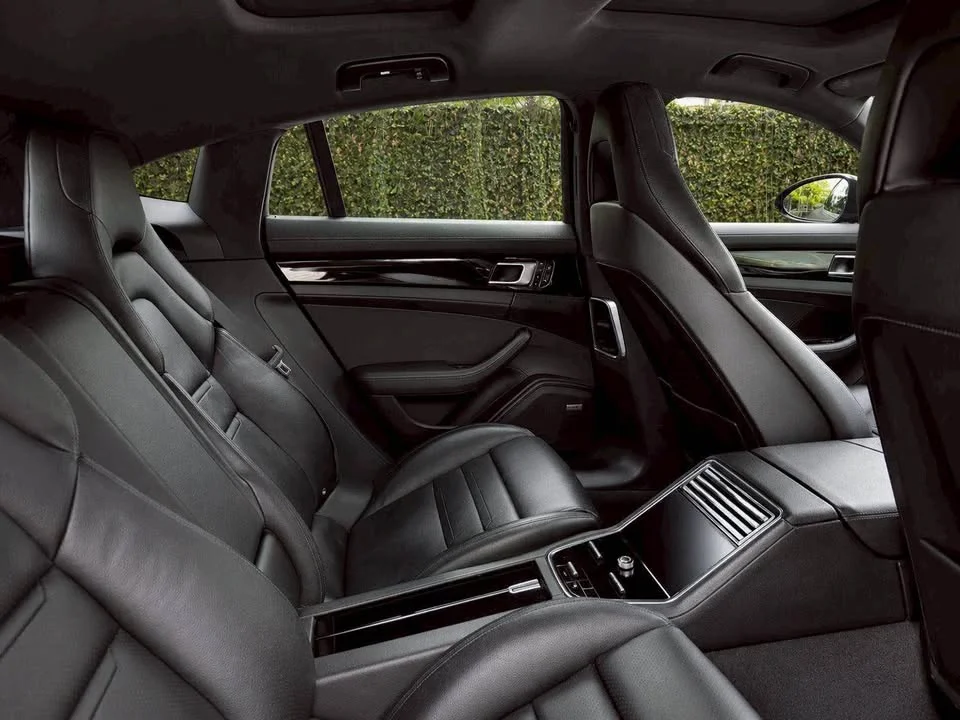 2018 Porsche Panamera II 2