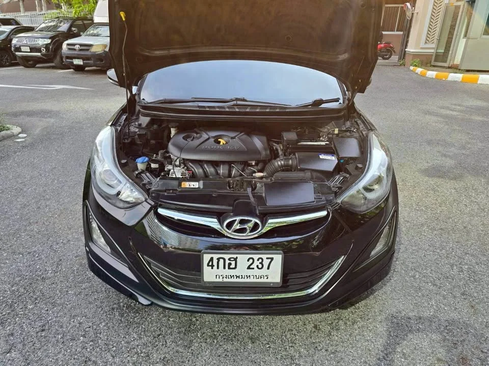 2016 Hyundai Elantra V 3