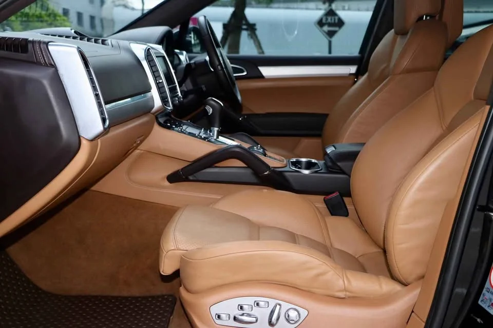 2012 Porsche Cayenne II 2