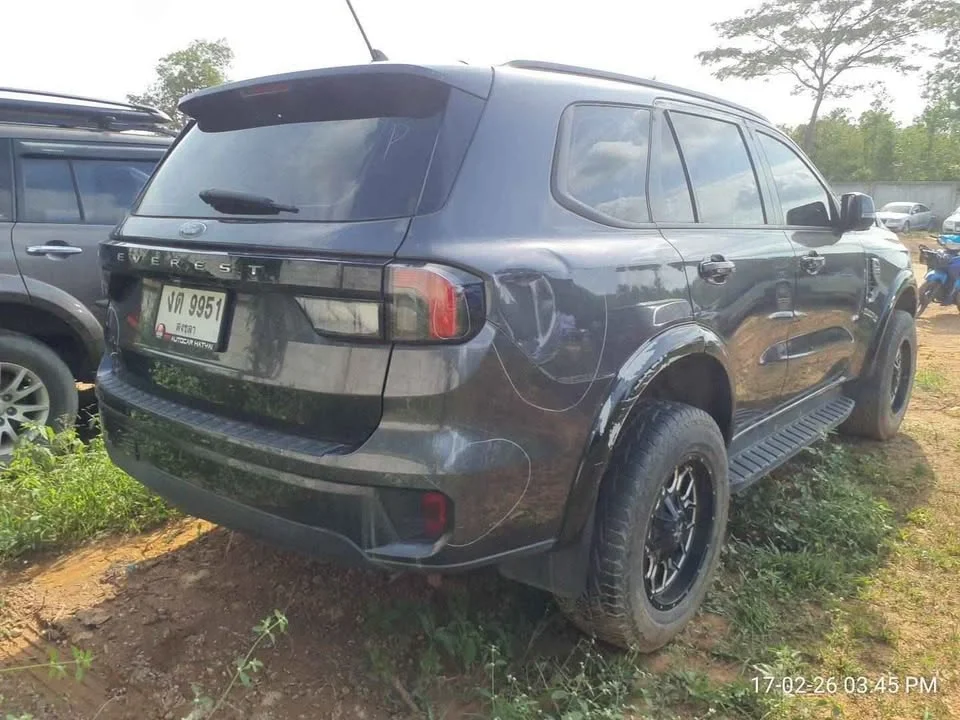 2022 Ford Everest III 3