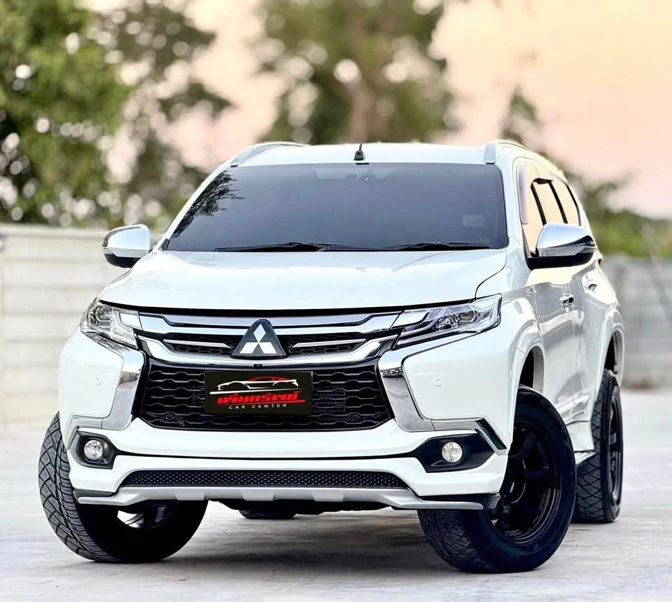 2015 Mitsubishi Pajero Sport III 2
