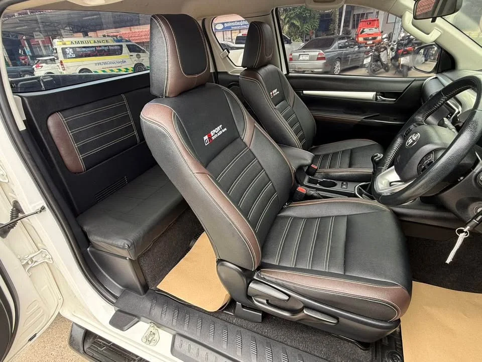 2021 Toyota Hilux VIII 2